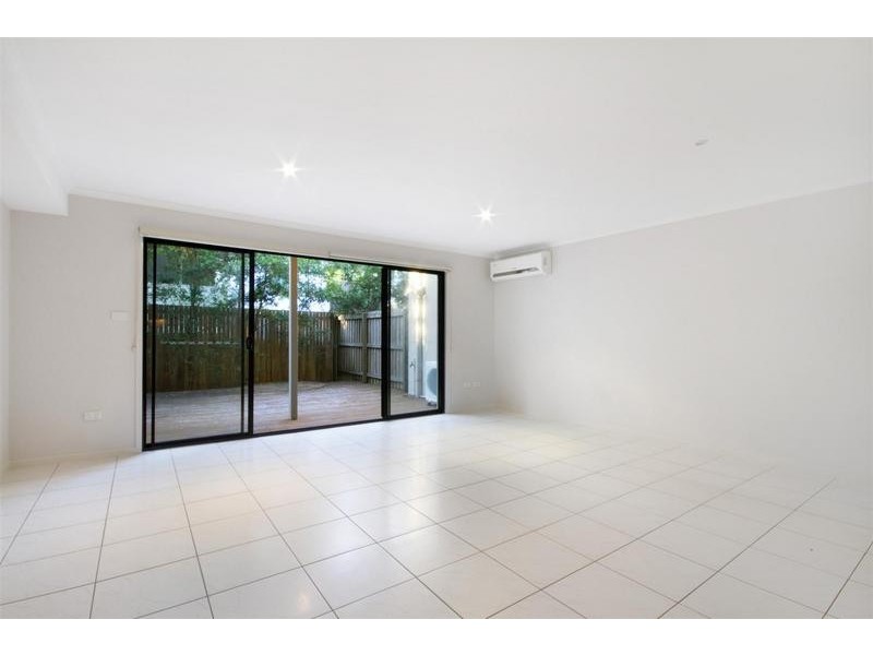 1,2,3,4/24 Simpson Street, Beerwah QLD 4519