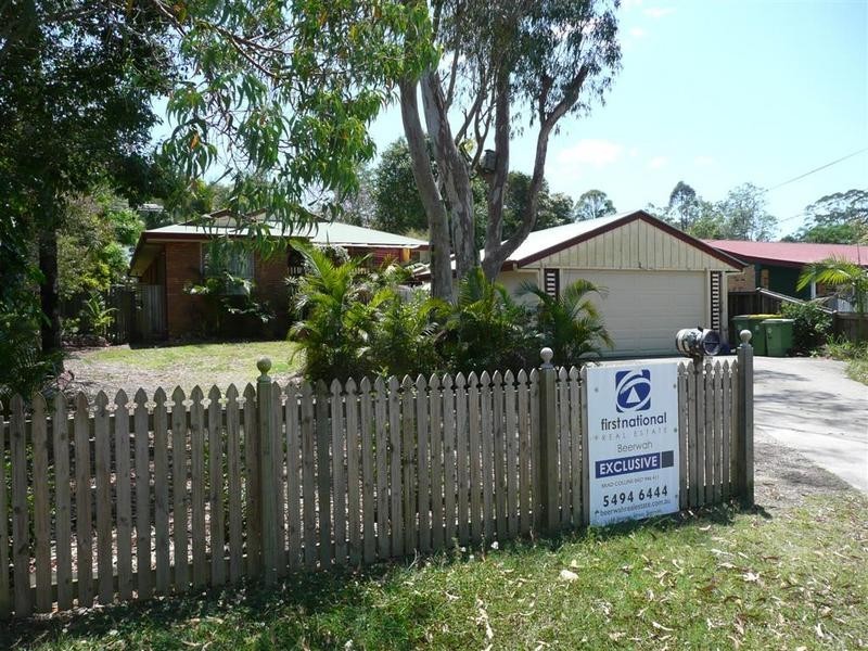 4 Carriage Crescent, Beerburrum QLD 4517