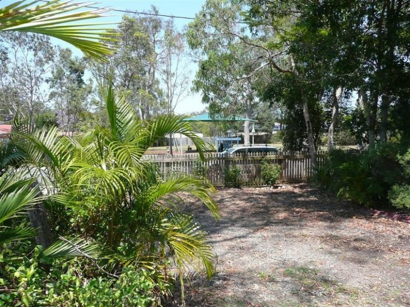 4 Carriage Crescent, Beerburrum QLD 4517