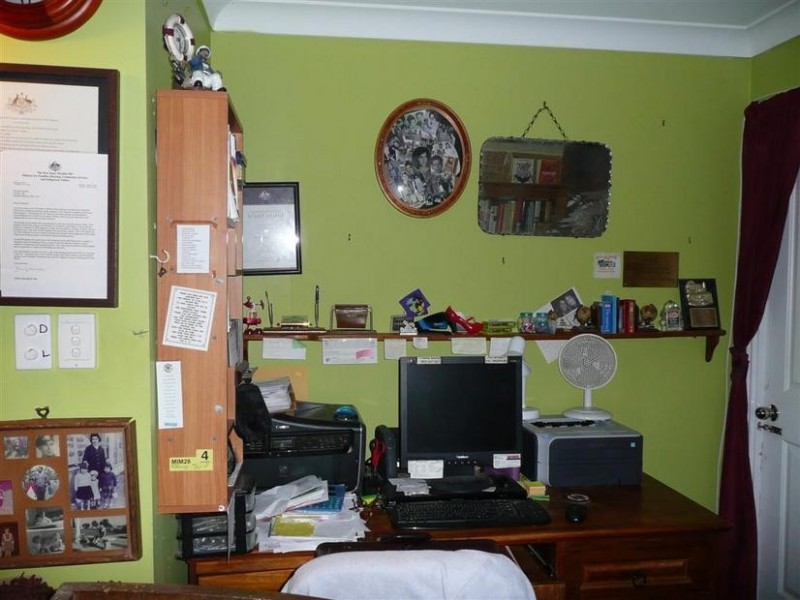 4 Carriage Crescent, Beerburrum QLD 4517