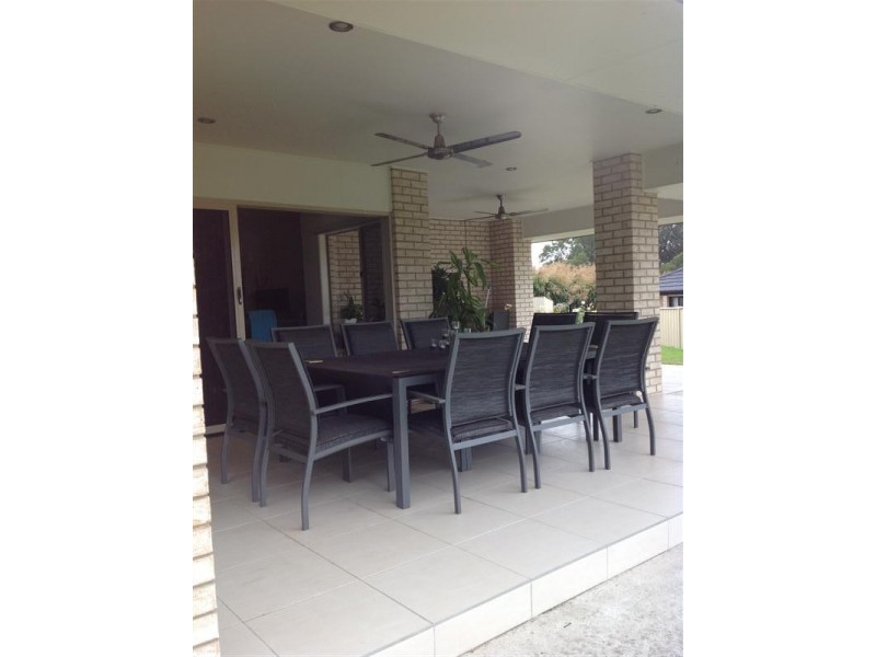 12 Rainbow Court, Glass House Mountains QLD 4518