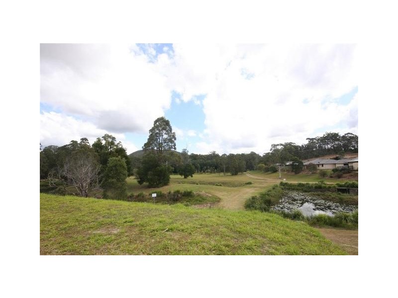 6 Caralan Way, Beerwah QLD 4519