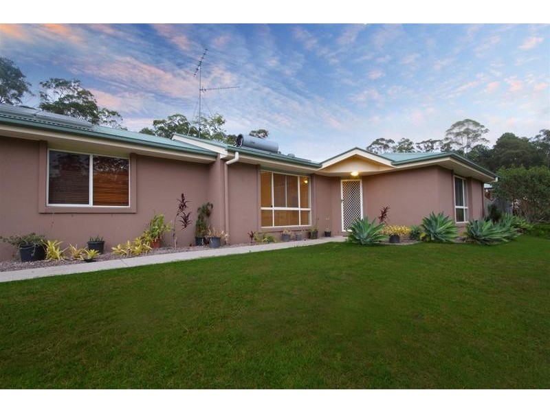 8 Coljohn Street, Landsborough QLD 4550
