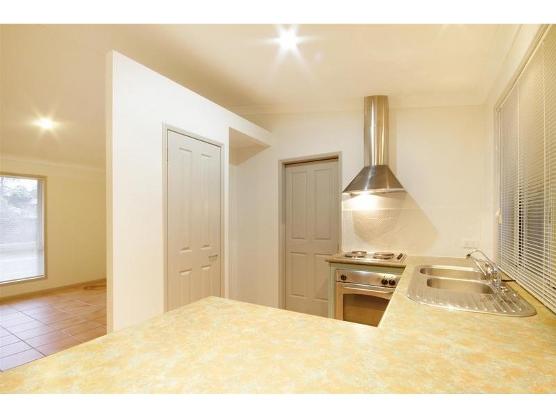 8 Coljohn Street, Landsborough QLD 4550