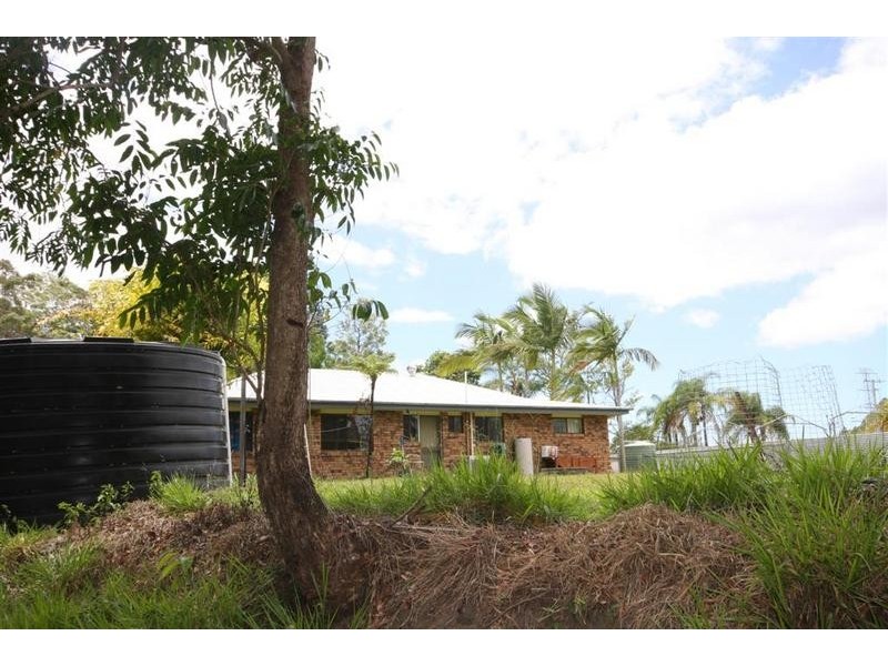 24 Thompson Road, Beerwah QLD 4519