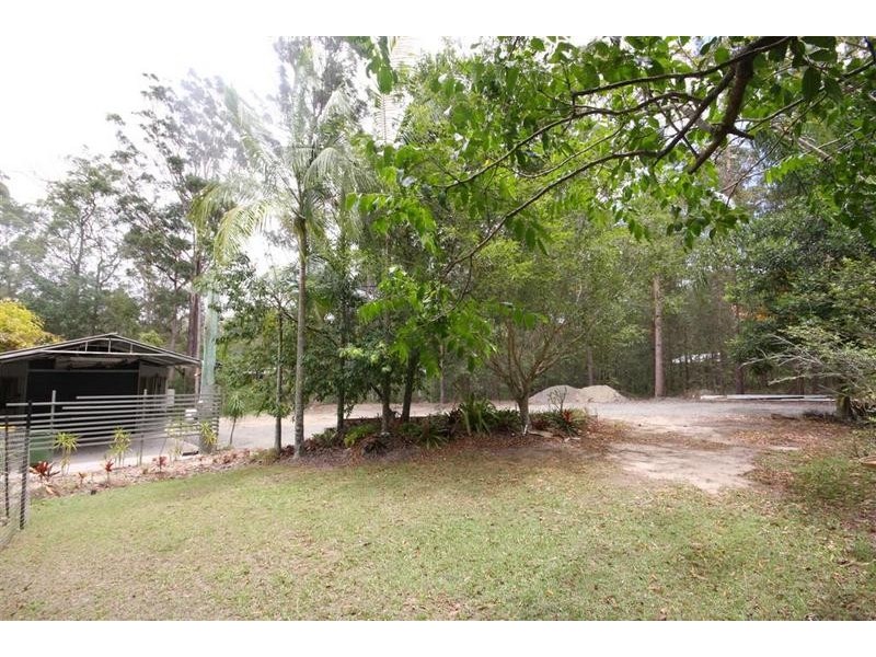 24 Thompson Road, Beerwah QLD 4519