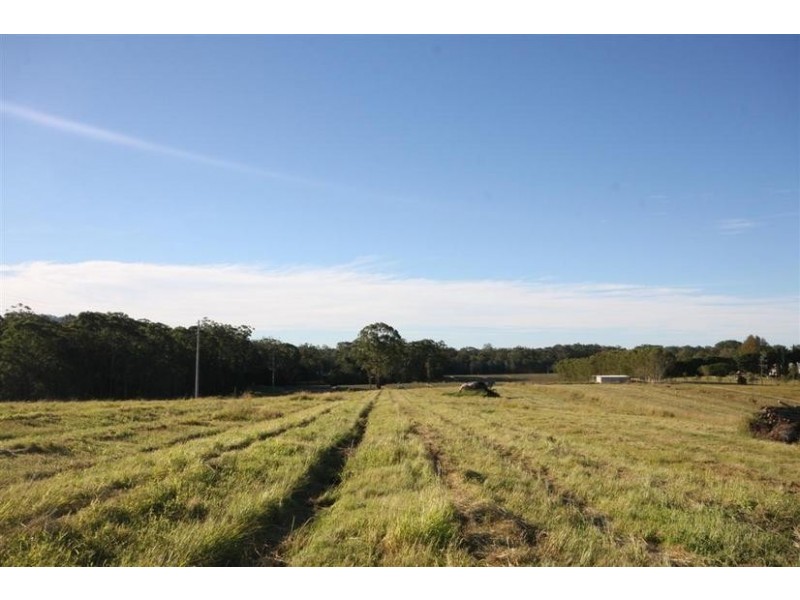 112 Pikes Road, Glass House Mountains QLD 4518