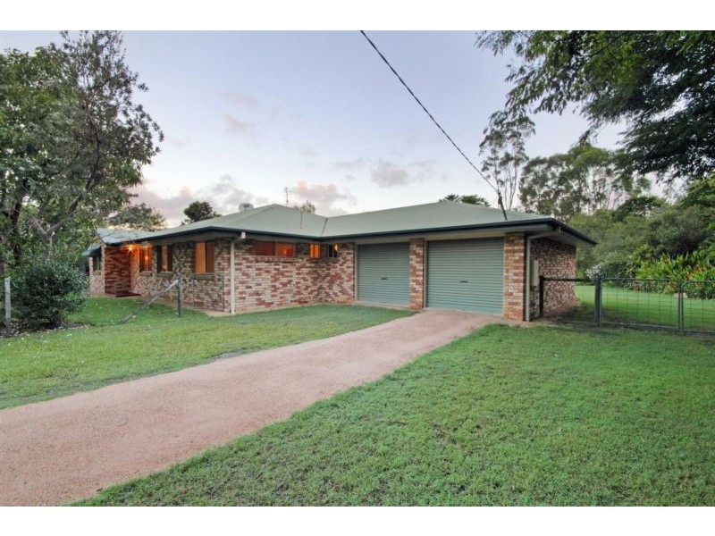 18 Tallawong Close, Beerwah QLD 4519