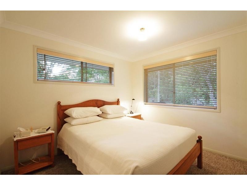 18 Tallawong Close, Beerwah QLD 4519