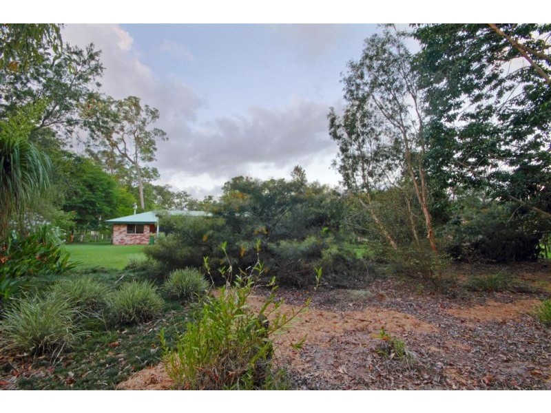 18 Tallawong Close, Beerwah QLD 4519