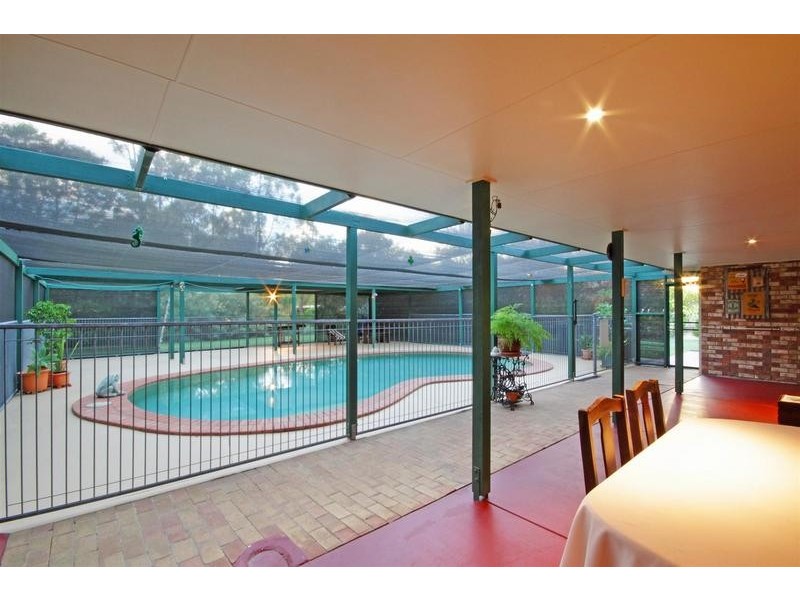 18 Tallawong Close, Beerwah QLD 4519