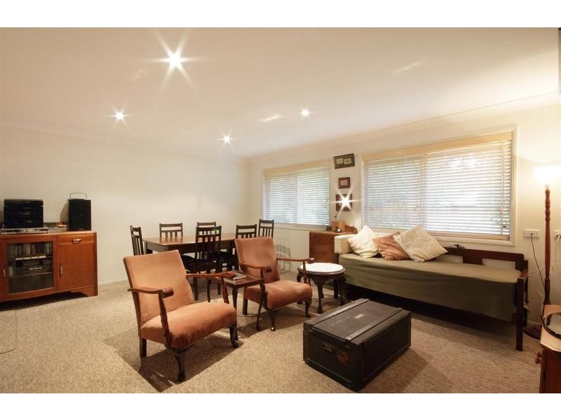 18 Tallawong Close, Beerwah QLD 4519