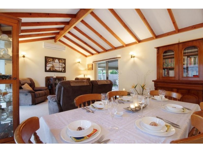 7 Tudor Court, Beerwah QLD 4519