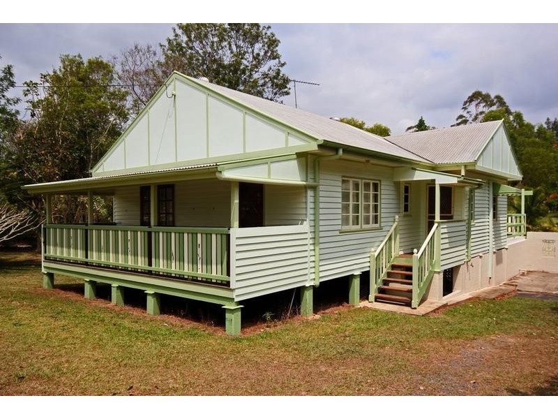 33 Crittenden Road, Glass House Mountains QLD 4518