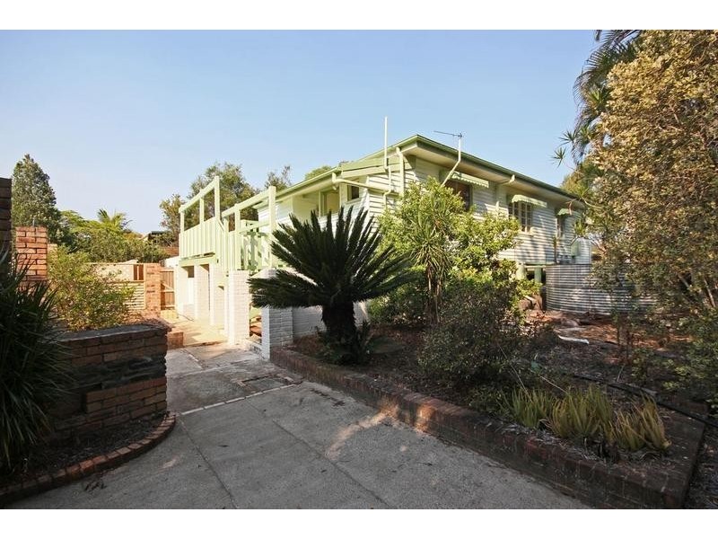 33 Crittenden Road, Glass House Mountains QLD 4518