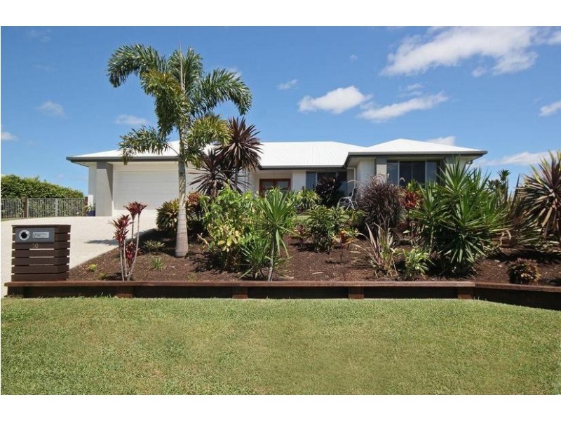 16 Hillcrest Court, Beerwah QLD 4519