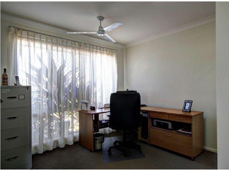 16 Hillcrest Court, Beerwah QLD 4519