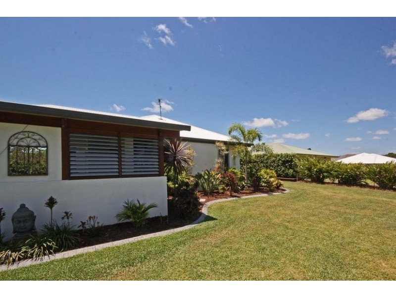 16 Hillcrest Court, Beerwah QLD 4519