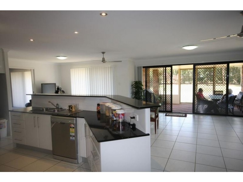 10 Sharyn Place, Glass House Mountains QLD 4518