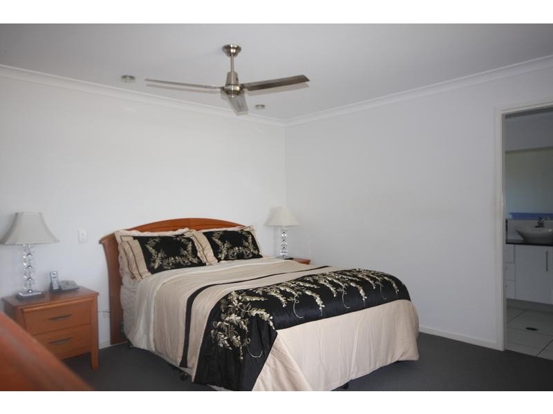 10 Sharyn Place, Glass House Mountains QLD 4518