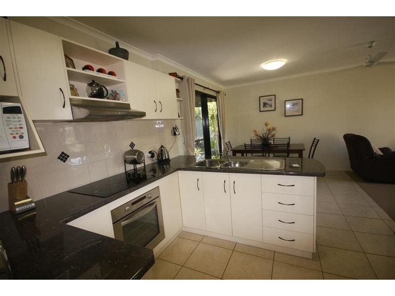 2B Tytherleigh Avenue, Landsborough QLD 4550