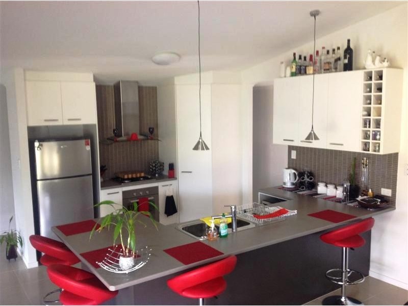 Glass House Mountains QLD 4518