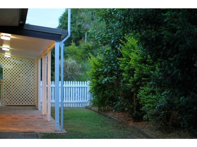 8 Arcadia Drive, Beerwah QLD 4519