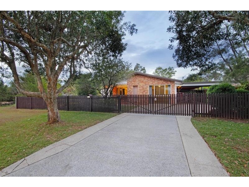 8 Arcadia Drive, Beerwah QLD 4519