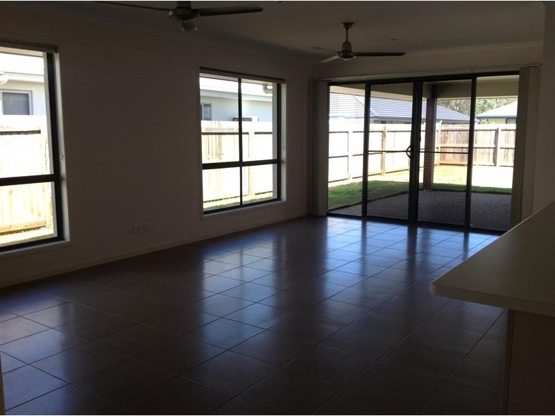 19 Red Ash Court, Beerwah QLD 4519