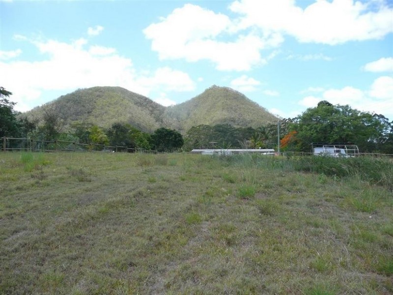 122 Lindeman Road, Beerwah QLD 4519