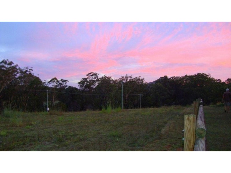 122 Lindeman Road, Beerwah QLD 4519