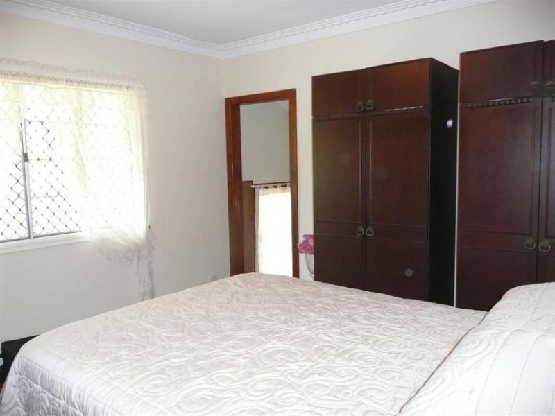 2 Anzac Avenue, Beerburrum QLD 4517