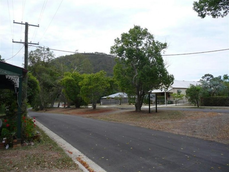 2 Anzac Avenue, Beerburrum QLD 4517