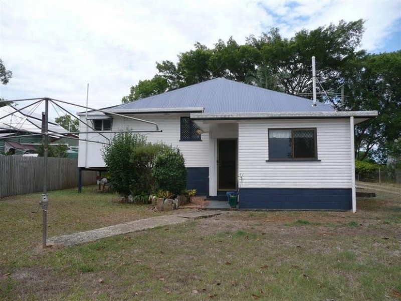 2 Anzac Avenue, Beerburrum QLD 4517