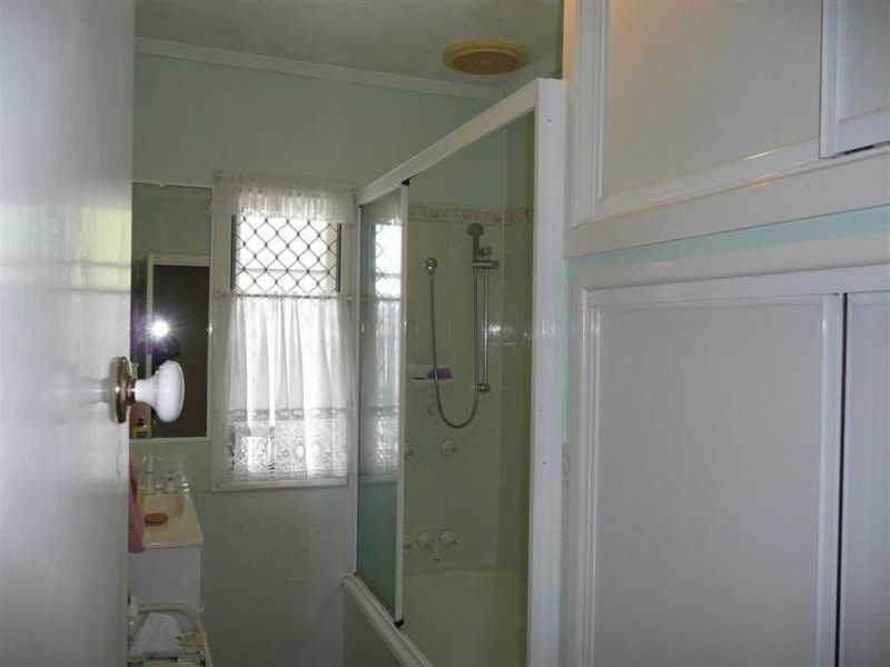 2 Anzac Avenue, Beerburrum QLD 4517