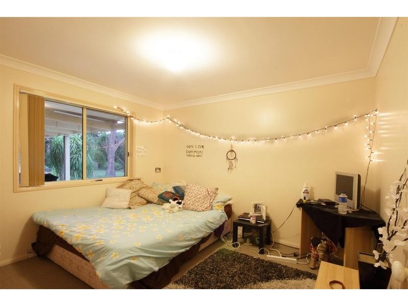 31 Hillside Road, Glass House Mountains QLD 4518