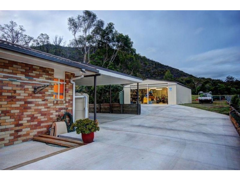60 Carnarvon Drive, Beerwah QLD 4519