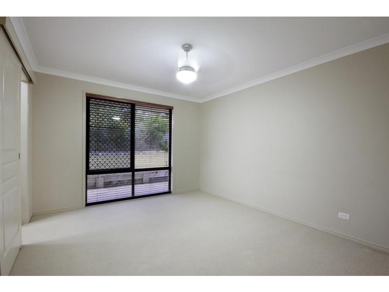 23 Crumpton Place, Beerwah QLD 4519