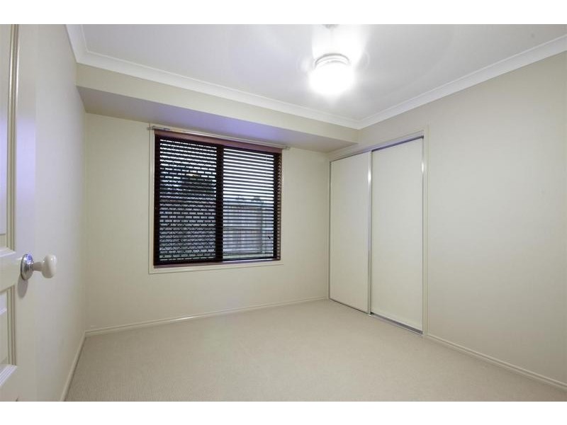 23 Crumpton Place, Beerwah QLD 4519