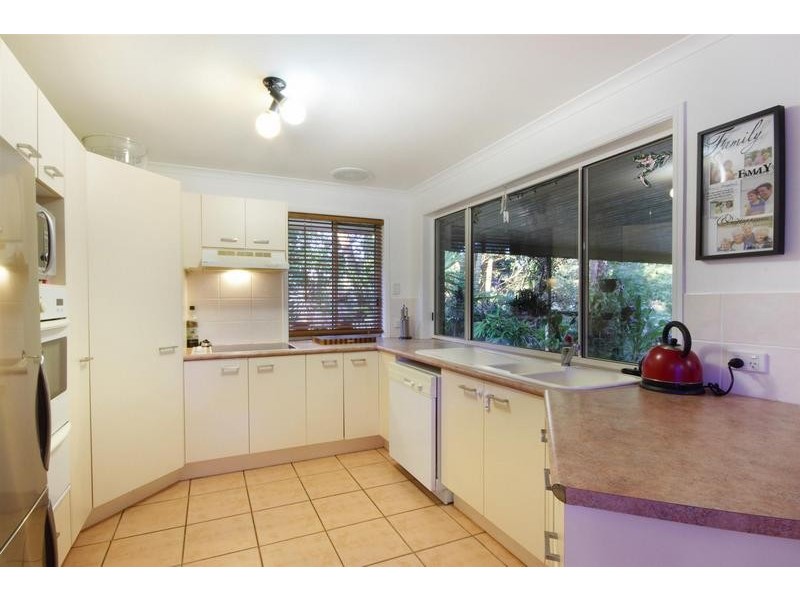 23 Newton Drive, Beerwah QLD 4519