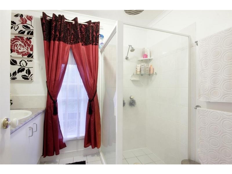 23 Newton Drive, Beerwah QLD 4519