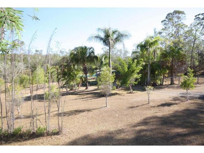 313 Coonowrin Road, Glass House Mountains QLD 4518