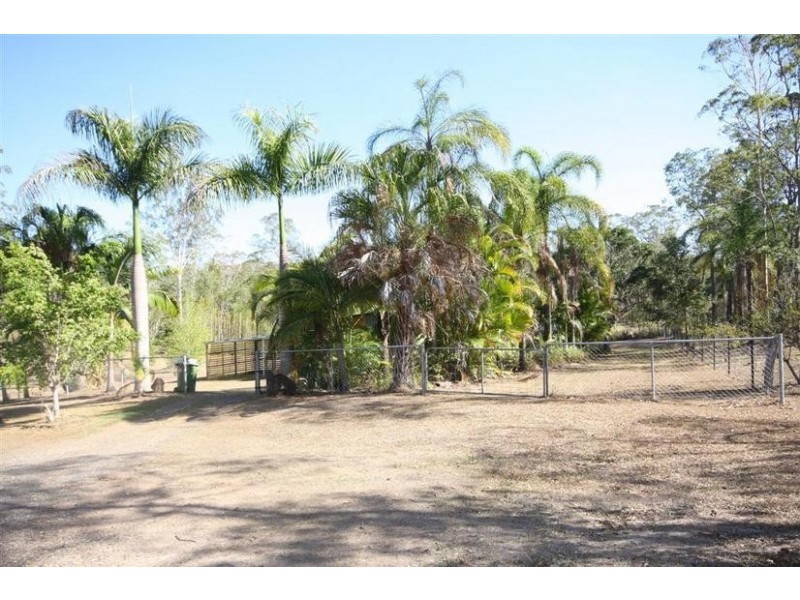 313 Coonowrin Road, Glass House Mountains QLD 4518