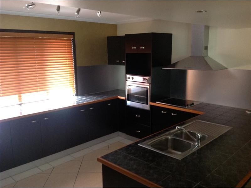 14 Toriana Place, Beerwah QLD 4519