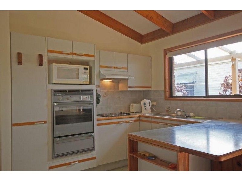 54 Sahara Road, Glass House Mountains QLD 4518