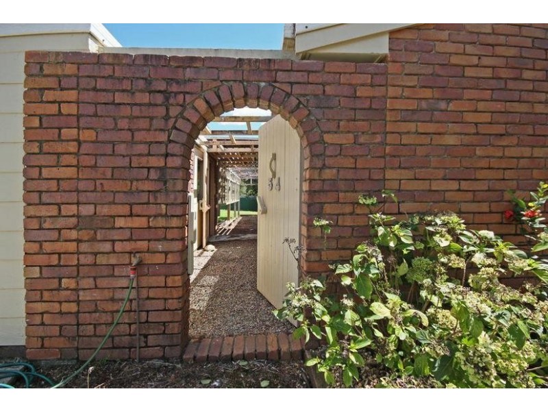 54 Sahara Road, Glass House Mountains QLD 4518