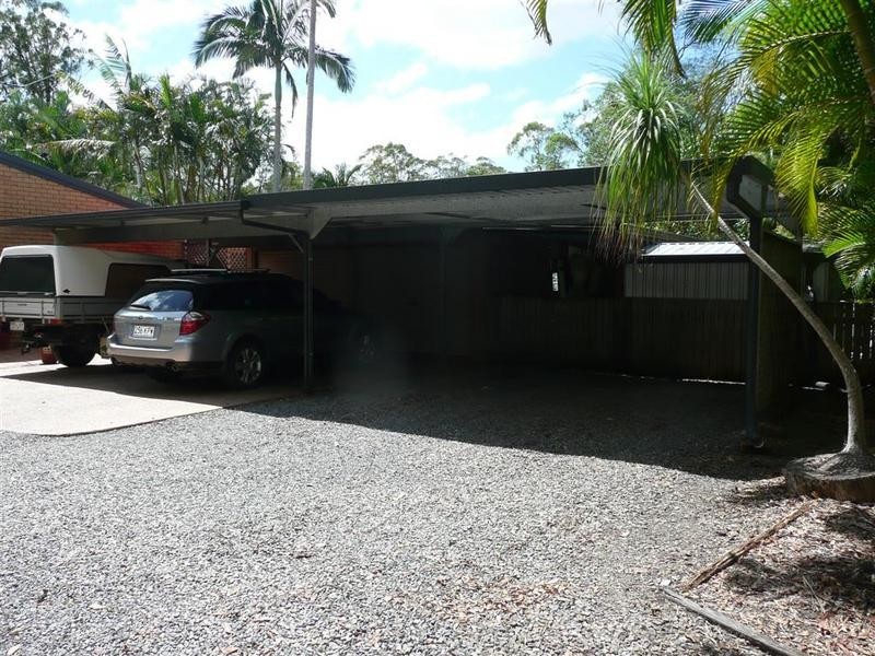 13 Graham Drive, Landsborough QLD 4550