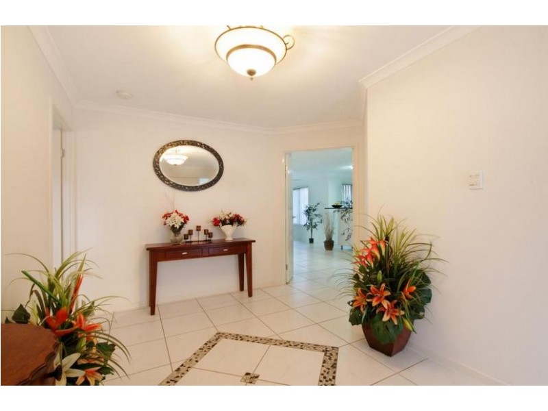 10 Sharyn Place, Glass House Mountains QLD 4518