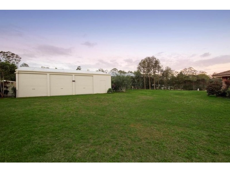 10 Sharyn Place, Glass House Mountains QLD 4518