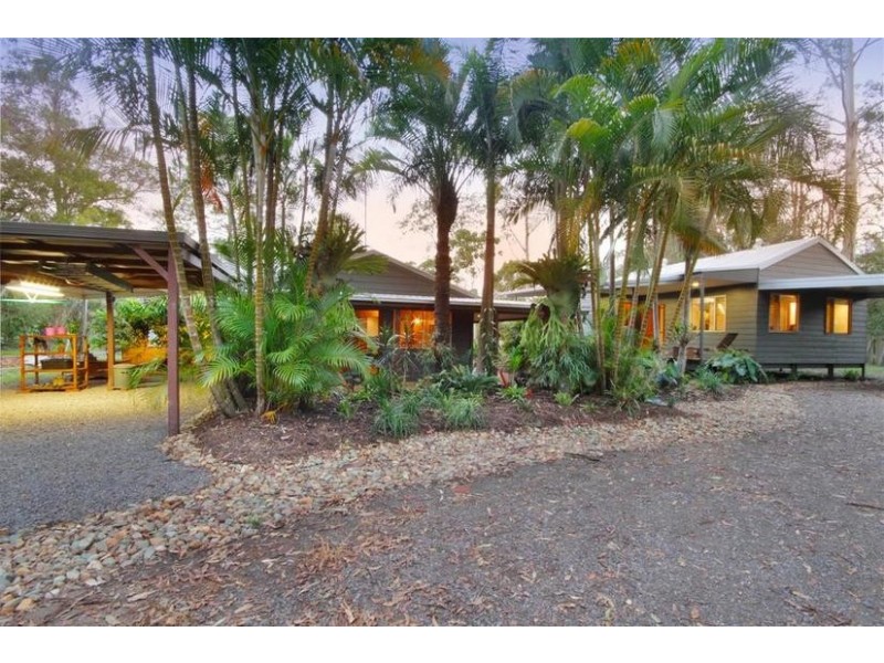 280 Peachester Road, Beerwah QLD 4519